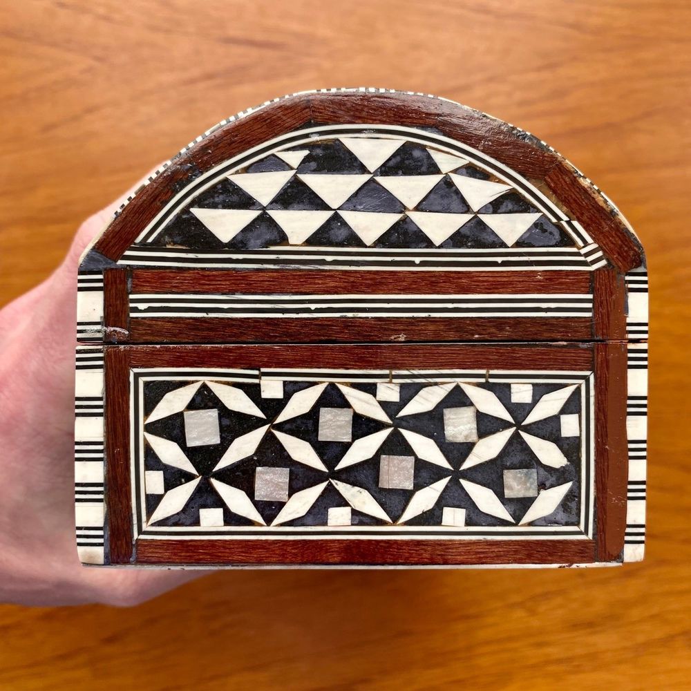 Intricate Mosaic Storage Box - Picture 6 of 9